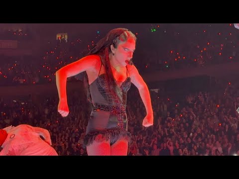 Lady Gaga - Poker Face - Live from The MAYHEM Ball at Madison Square Garden