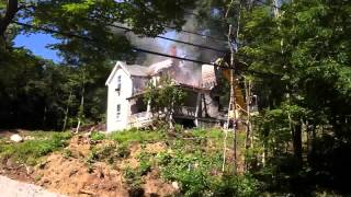 preview picture of video 'Lynnfield house demolition...chestnut street'
