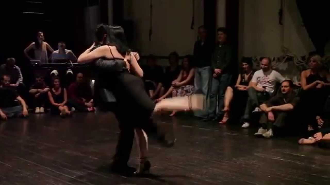 Ariadna Naveira e Fernando Sanchez alla Milonga Sì di Bologna -4 - 28/4/2015
