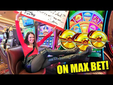 The Moment The Casino Owner Came Down I Knew I Won HUGE!!