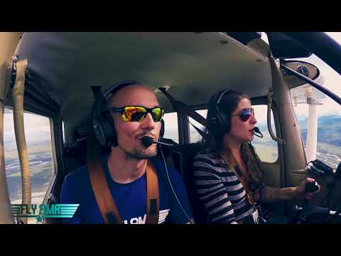 2min: Choosing an ALTITUDE to FLY between the MOUNTAINS!