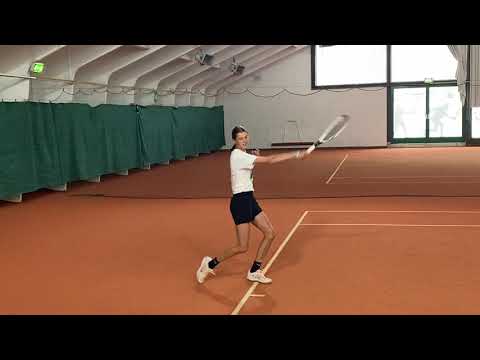 Tagger Lilli Vorhand training