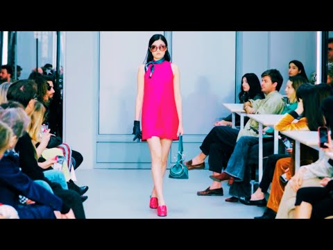 FASHION SHOW (ACCADEMIA COSTUME & MODA TALENTS 2025 BA FASHION RUNWAY)