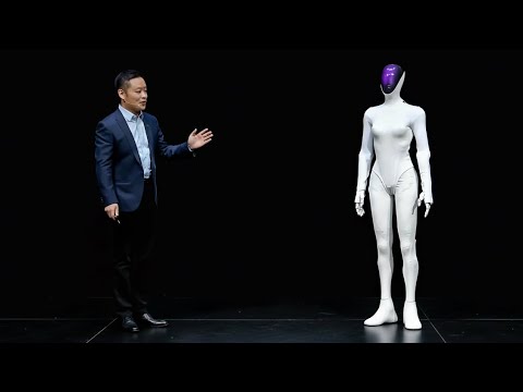 Xpeng Reveals IRON Humanoid Robot – Mass Production Coming in 2026! 🤖! (Press Conference)