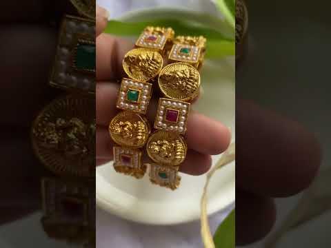 Temple jewelry on WhatsApp 9321699521 #rupikaindia #bangles #dailyshorts #southindian #southbride