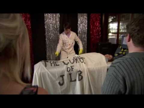 Mark Makes Fun Of His Employers - Peep Show