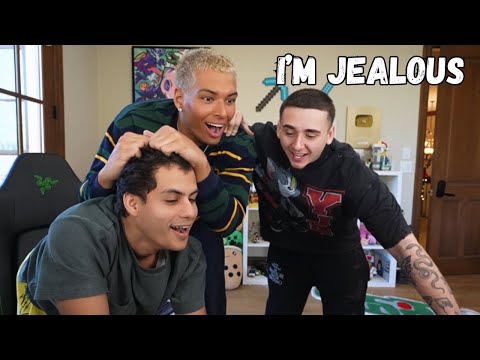 Lacy ist eifersüchtig auf Ron und Marlon.