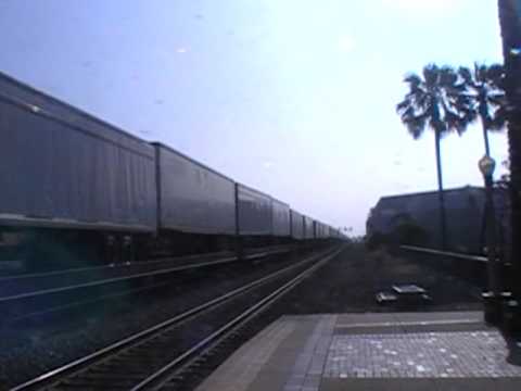 BNSF Z-LACWSP movin through Fullerton With freindly Engineer!