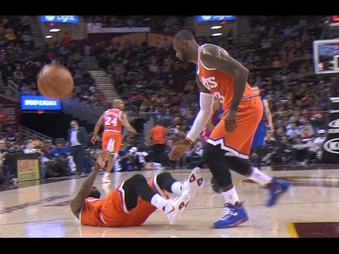 LeBron James Helps Out Kyrie Irving! | 03.14.17