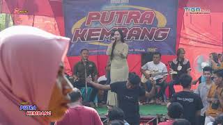 Download lagu REMBULAN MALAM - DEVIKA MAHARANI - Z MUSIC - LIVE JINGGOTAN KEMBANG JEPARA #PERNIKAHAN KALIS & EVA mp3
