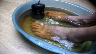 Could Detox Foot Baths Actually Remove Toxins From Your Body?