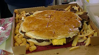 Giant Burgers (Texas Country Reporter)