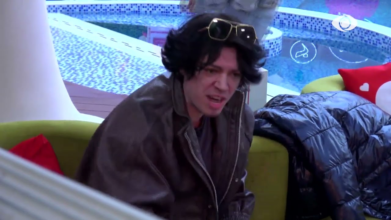 Ty s'ta ka ndier fare, e ke shitur fytyrën/ Mal debaton me Artanin për Rogertin