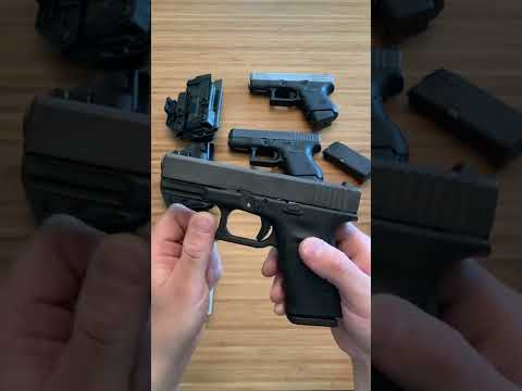 Glock 19 vs Glock 26 x Full Review x Size, Magazines, EDC \u0026 More x The Best Of Both Worlds