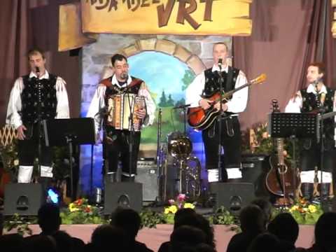 Ansambel Akordi-Ružo crvena (v živo)