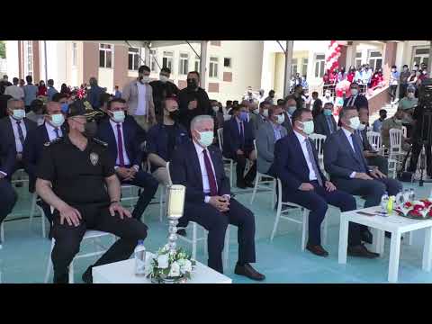 Milli Eğitim Bakanı Selçuk Hakkari'de