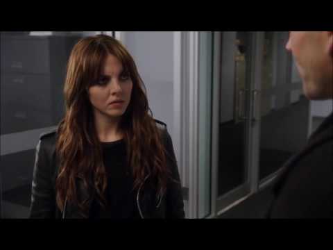 Elementary 3x12 - Kitty meets Sherlock [Flashback scenes 2]