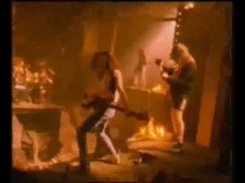 A Cara O Cruz (video clip)