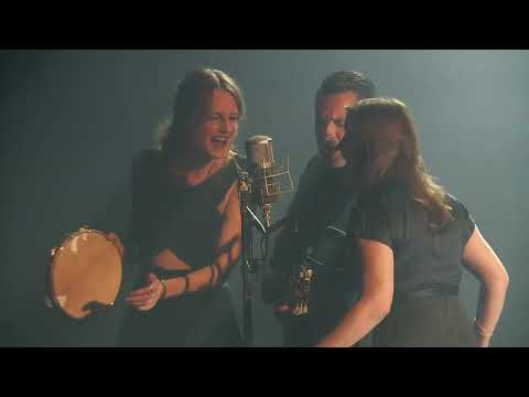 The Golden Glows Live at AB - Ancienne Belgique