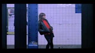 Musik-Video-Miniaturansicht zu I'll Stay Songtext von The Mirrors