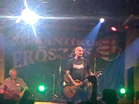 Romantikus Erőszak-Trianont ledöntjük