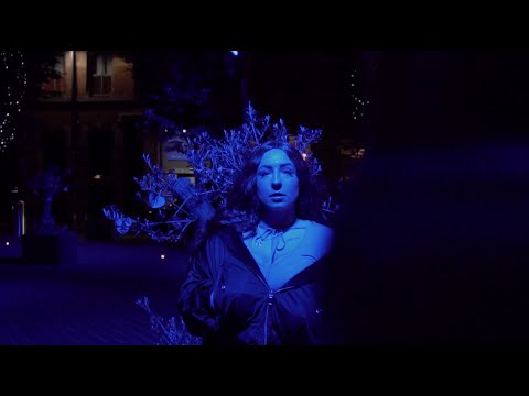 Anamelia - #Hot16Challenge2