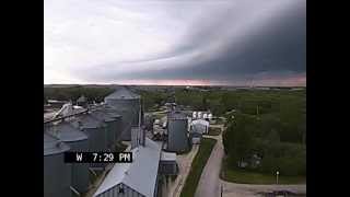 preview picture of video 'Parkersburg Shelf and Sunset 4 May 2012'