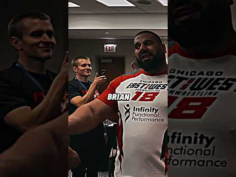 Levan vs Brian☠️#armwrestler #levansaginashvili #devonlarrat #armwrestling #brianshaw