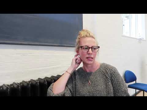 Σύντομο αφιέρωμα του The Opera Show στον ρόλο του μουσικού προγυμναστή/ της μουσικής προγυμνάστριας από τους [[#Kate Golla [Κέιτ Γκόλλα]#]] και [[#Stuart Wild [Στιούαρτ Ουάιλντ]#]], της [[#Opera Holland Park#]]. 