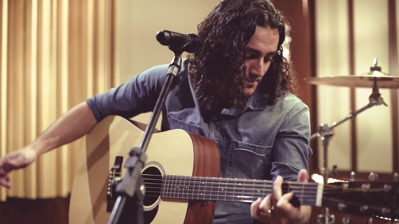 Não Estou Só - Live Session ♫ Thiago Brado