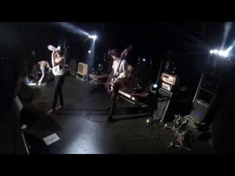 COCAINE PISS [full set at Magasin 4]