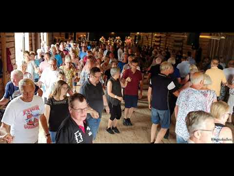 Sellmans morgondansen sön i Ransäter Bälgspel vid landsvägskanten 2019