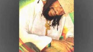 Junior Kelly - Jah Give Me Strength.