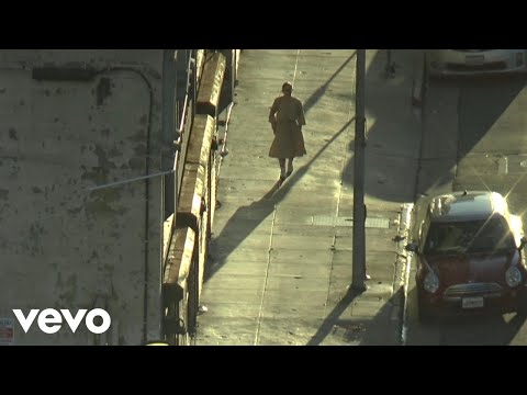 Kaitlyn Aurelia Smith & Emile Mosseri - Green To You (Official Video)