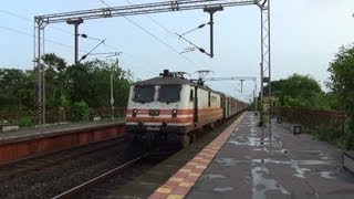 preview picture of video '12952 Mumbai Rajdhani Express Crossing DDR-DRD MEMU & Secunderabad - Rajkot Express!!!!!!'
