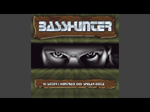 Vi sitter i Ventrilo och Spelar DotA