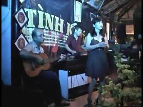 Thể hiện bởi Hoài Mỹ