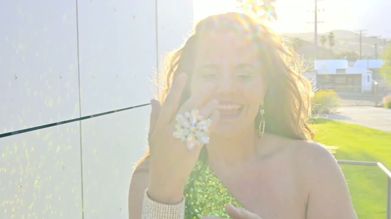 Promotional video thumbnail 2 for Leanna and Miguel, aka Leanna and The Free Agents