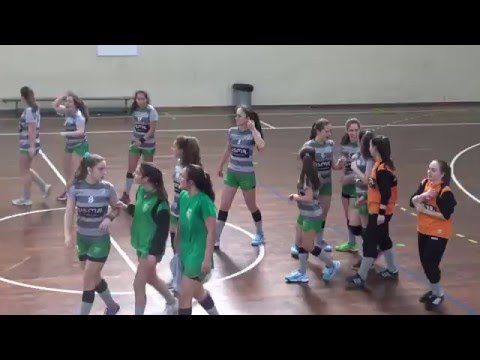 Andebol: CALE festeja vitória no Colégio de Gaia Juv. fem. Abril 2016