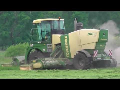 Gras mähen 2018 mit Krone Big M 420