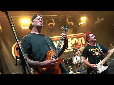 LAGWAGON - Alien 8 (Multicam) live at Punk Rock Holiday 2.2