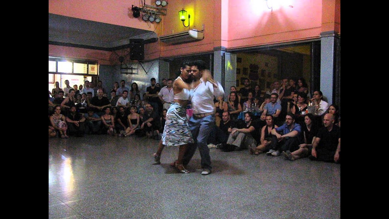 RODRIGO FONTI y MAJO MARTIRENA en Viva La Pepa Milonga (1/4)