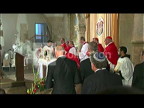 POPE DELIVERS MASS AT THE CENACLE ON MOUNT ZION