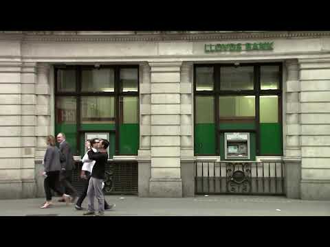 勞埃德削減辦公面積，利潤大幅下降 (Lloyds cuts office space as profits plunge)