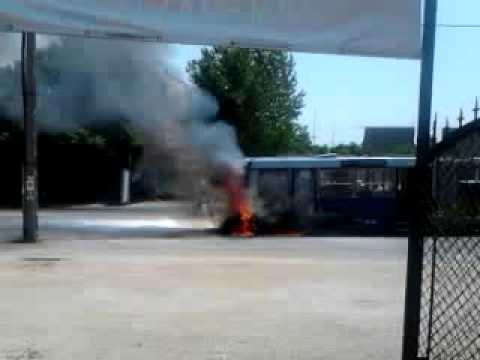 Így lángolt budatétényi 33-as busz 2013.06.22