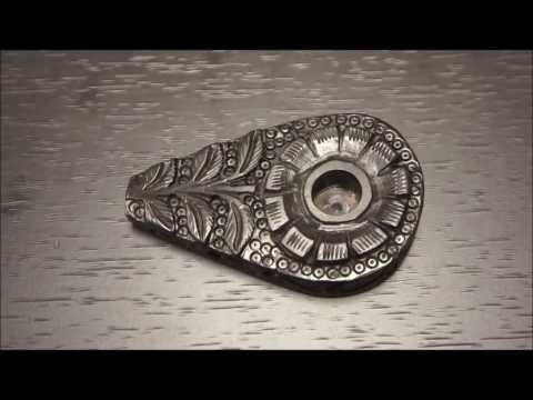 Rosewood Mini Smoking Tobacco Pipe with Carved Flower Design - Wooden Pipe