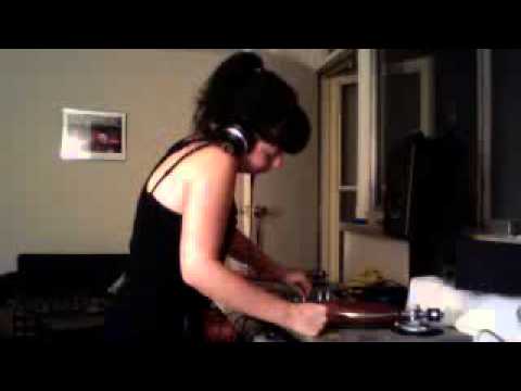 dogglounge tv 11/06/11 03:59PM