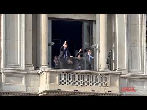 Festa Inter, Zanetti ai tifosi: "Abbiamo vinto grazie a voi"