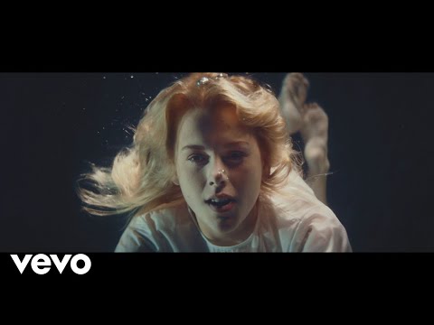 Mathilda Homer - Too Much (Official Video)