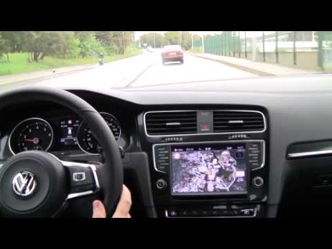 Volkswagen Golf GTI. Modelo 2013. Sonido a baja velocidad
